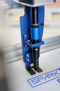 macchina di perforazione con laser 1