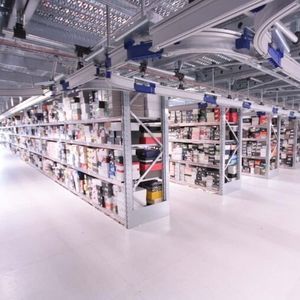 scaffalatura per magazzino di stoccaggio