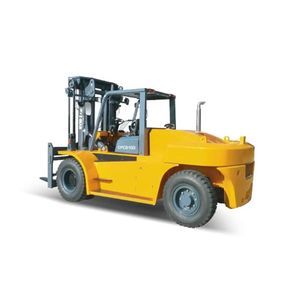 carrello elevatore con motore diesel