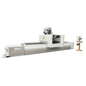 centro di lavoro CNC 3 assi 1