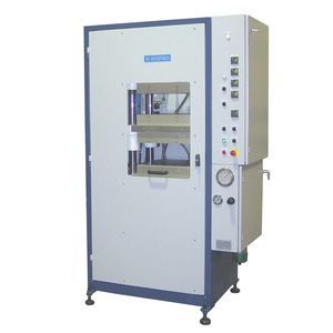 pressa oleopneumatica 1