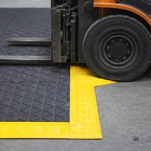 mattonella di pavimentazione in PVC