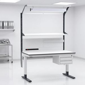 postazione di lavoro per assemblaggio