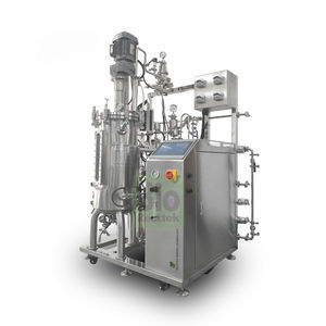 bioreattore / fermentatore con agitazione meccanica (STR)