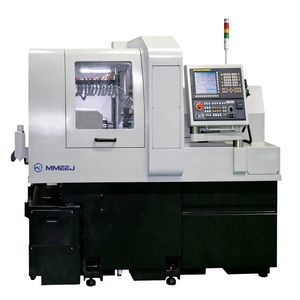 tornio a fantina mobile CNC