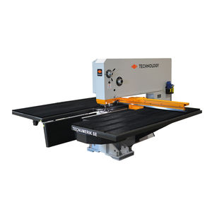 punzonatrice CNC