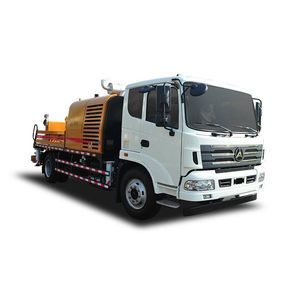 pompa autocarrata per calcestruzzo montata su rimorchio