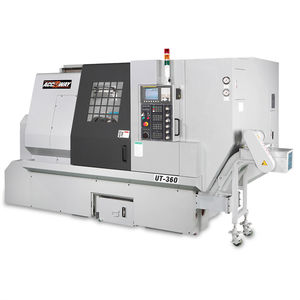 centro di tornitura CNC
