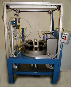 postazione di saldatura automatica