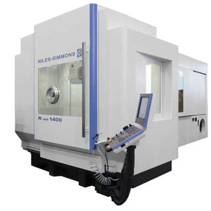 centro di lavoro CNC 5 assi