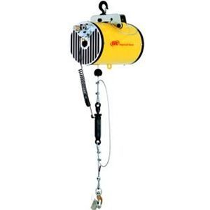 bilanciatore per utensile con cavo in acciaio 1