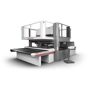 macchina da taglio laser 1