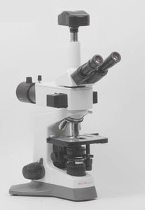 microscopio per analisi
