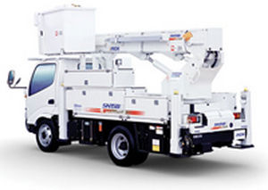 piattaforma telescopica montata su camion