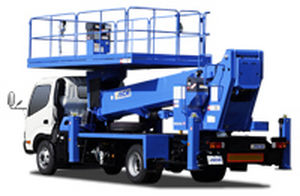 piattaforma telescopica montata su camion