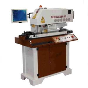 macchina di taglio e incisione laser CO2