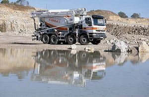 autobetonpompa per calcestruzzo