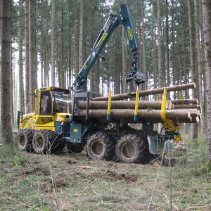 abbattitrice forestale gommata