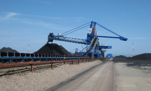 stacker reclaimer con braccio 1