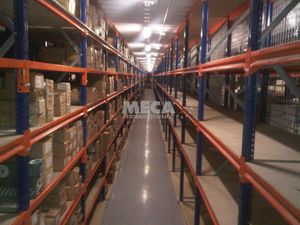 scaffalatura per magazzino di stoccaggio