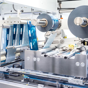 insaccatrice orizzontale / flow-pack / per l'industria agroalimentare / per l'industria cosmetica