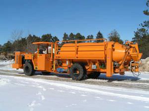 camion betoniera per miniera sotterranea