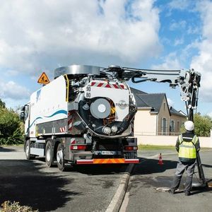 camion idropulitore