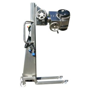 accatastatore con rotazione di fusto