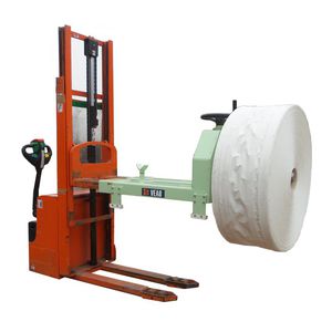 accatastatore per movimentazione di bobine 1