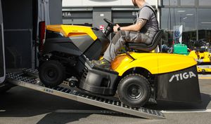 rampa di carico per veicolo commerciale