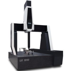 macchina di misura a coordinate controllata da computer