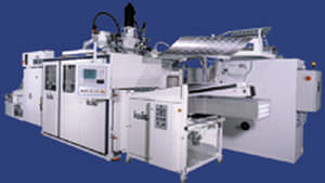 termoformatrice alimentata a rullo / per produzione di bicchieri / automatica / industriale