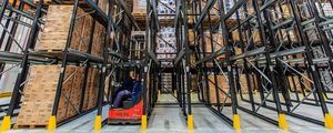 scaffalatura per magazzino di stoccaggio 1