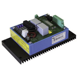 regolatore di tensione automatico