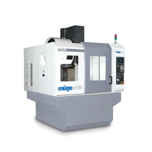 centro di lavoro CNC 3 assi