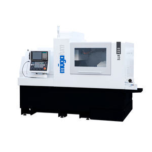 centro di tornitura CNC