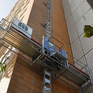 Piattaforma autosollevante monoalbero 1