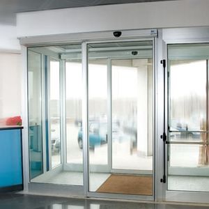 operatore per porta 1