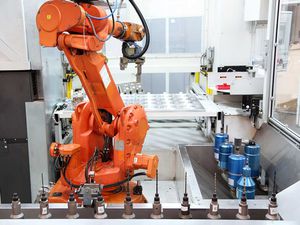 cella robotizzata di sbavatura
