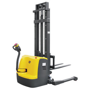 accatastatore elettrico