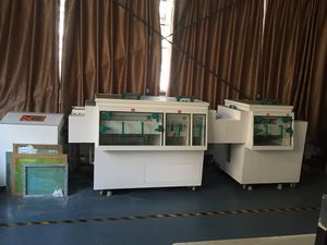 macchina di prototipazione per PCB