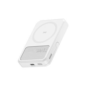 adattatore elettrico per smartphone 1