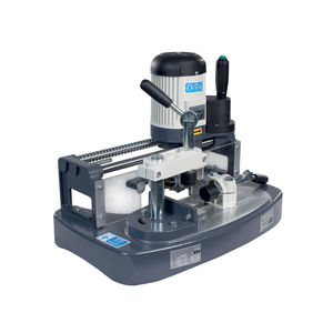 intestatrice per alluminio