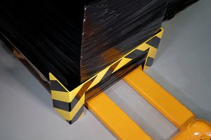 protezione spigolo alta visibilità