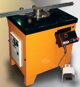 curvatrice elettrica / per tubi / automatica