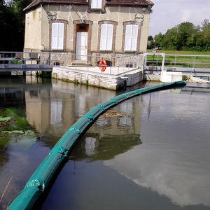 barriera anti-inquinamento per olio
