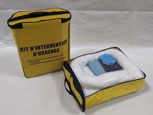 kit di pronto intervento antinquinamento per idrocarburi