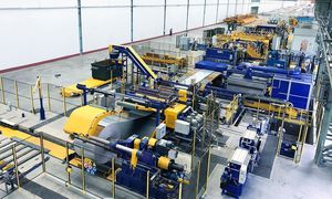 linea di taglio trasversale di bobina