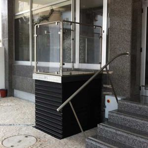 ascensore per veicolo ferroviario
