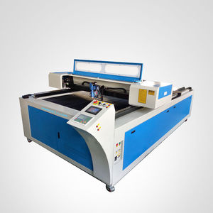 macchina da taglio laser CO2